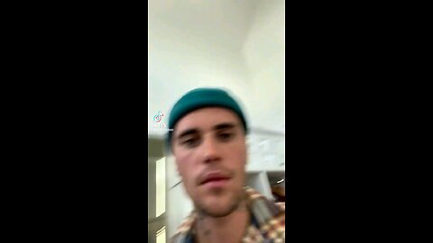 Justin Bieber update his Fans