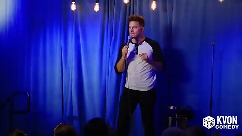 LGBTQiAA+ Lady Gets Mad At Comedian(k-von laughs) 😂😂