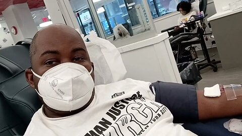 15 minutes left Donating Plasma at @NYBloodCenter Downtown Brooklyn Location at the moment.