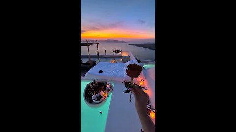 The most aesthetically stunning video in existence 🤩