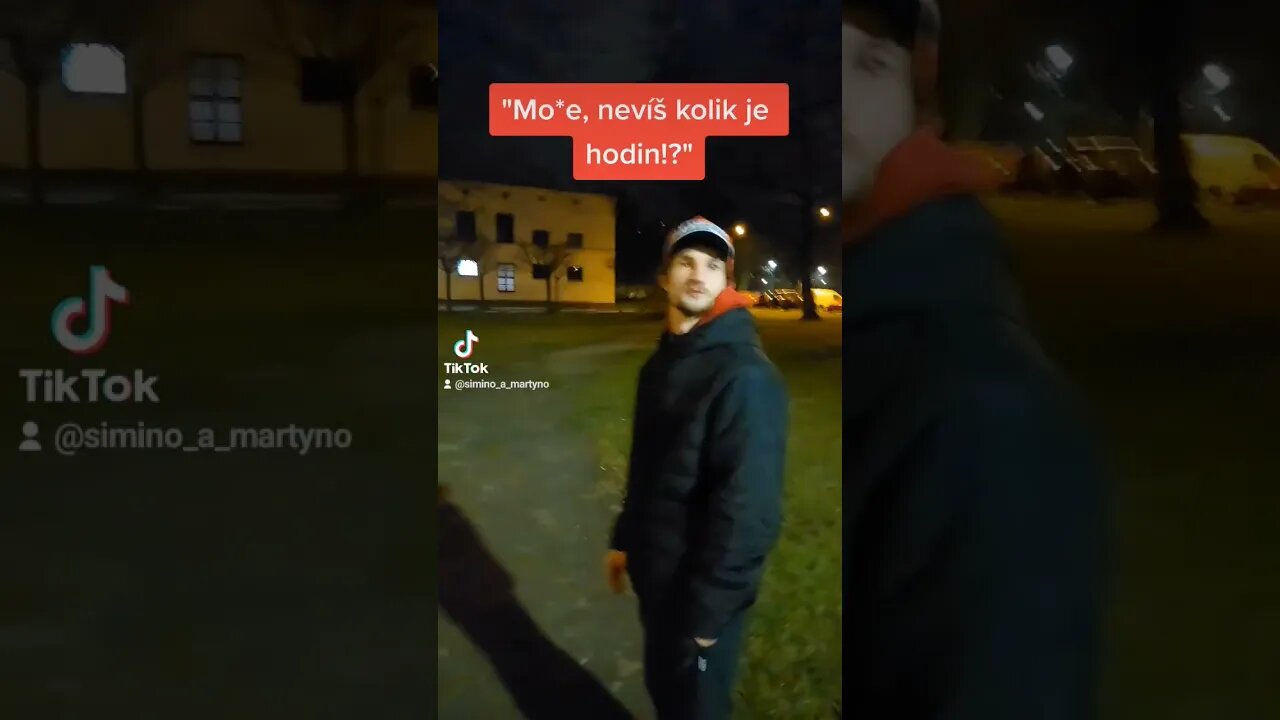 TÝPEK na ULICI se MĚ ZEPTAL, ZDA NEVÍM, KOLIK je HODIN! TUHLE REAKCI NEČEKAL! #funny #tiktok #shorts