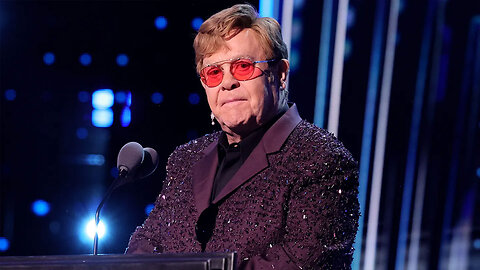 Elton John lists his missing body parts, reveals ‘the only thing left to me’