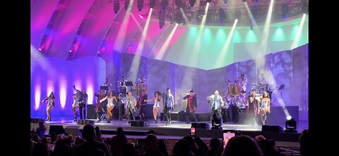 Nunca Fui Tu Dueño ~ Grupo Cañaveral ~ Hollywood Bowl