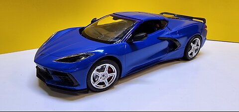 *Revell* 2022 Corvette Stingray Z51 Coupe (Full Build)