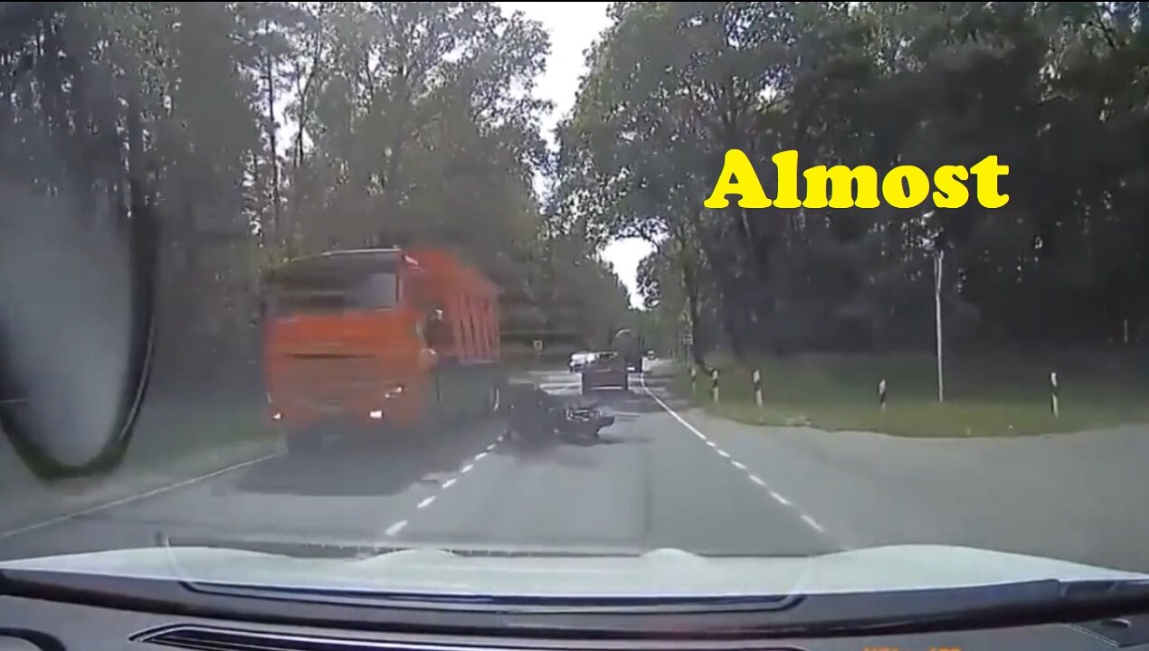 Motorcycle Crashes #01