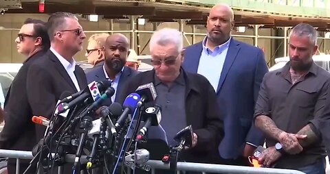 O ator Robert De Niro declarou que se Trump voltar a Casa Branca não sairá mais dela...