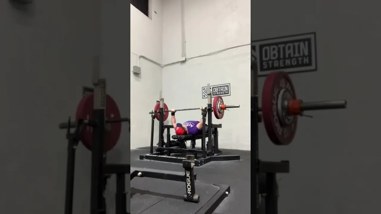 301lbs/136.5kg x2 bench press (second set) #shorts #shortsvideo #gymmotivation #gym #fitness