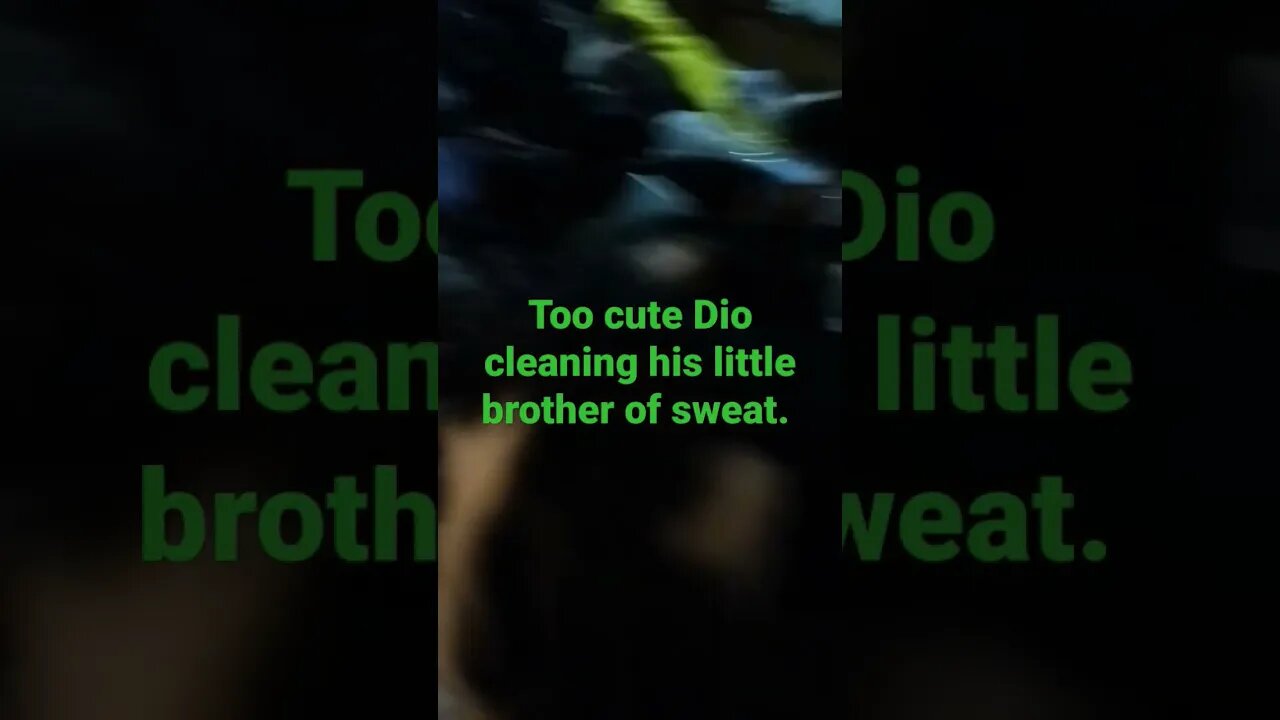 ☺️ Did you know cats and dogs clean baby scalp to prevent cradle cap and build up of oils from sweat