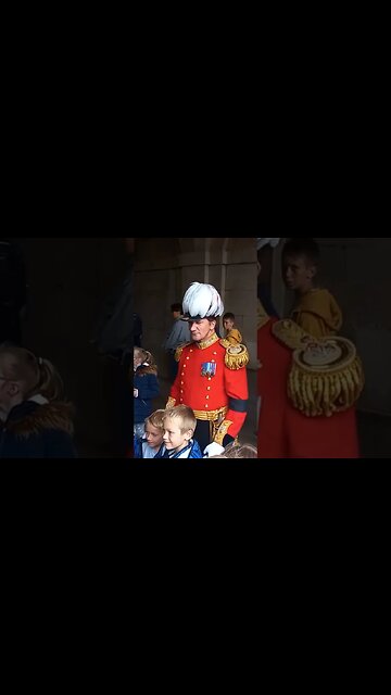 One the Queen's Guards that stood by her coffin #horseguardsparade