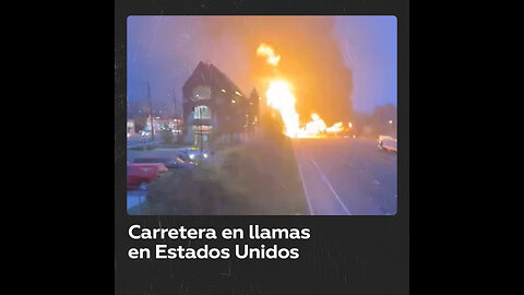 Accidente provoca incendio masivo en una carretera de EE.UU.