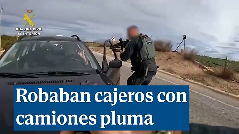 Detenidos siete albaneses por robar con camiones pluma varios cajeros por la costa mediterránea