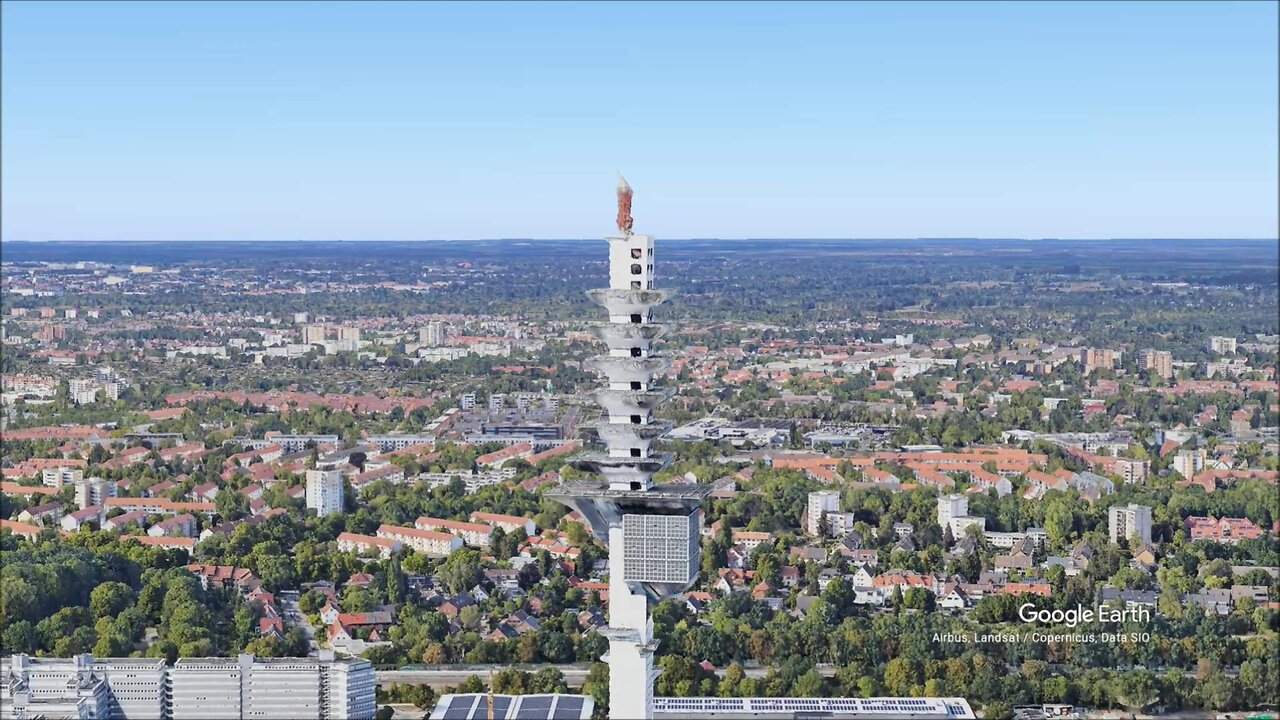 The Telemax is a telecommunications tower in Hanover. German