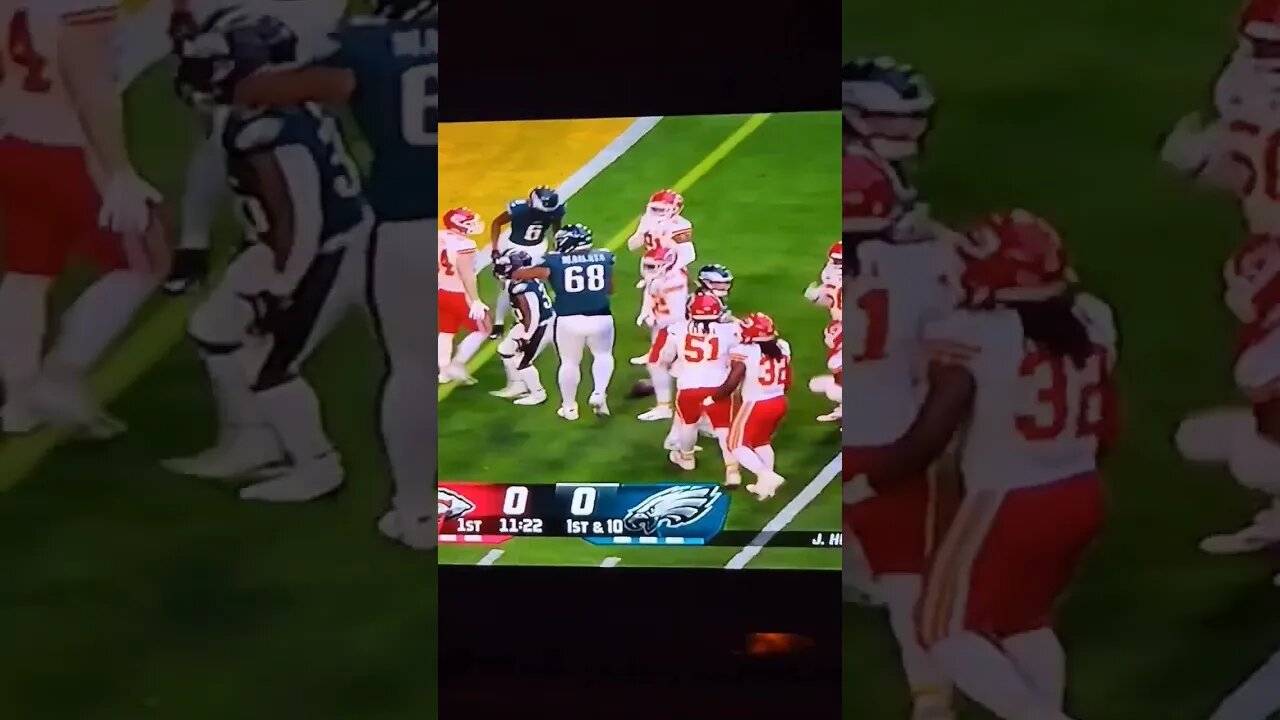Super Bowl Eagles Strike First