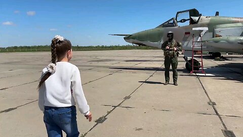 A gesture of thanks similar to what happened to the crews of the Ukrainian Mil Mi-24 Hind.