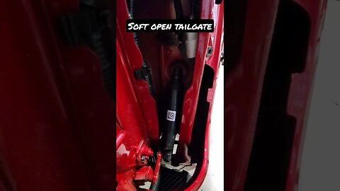 Soft open tailgate design on the 2022 Ford F-150 Ecoboost