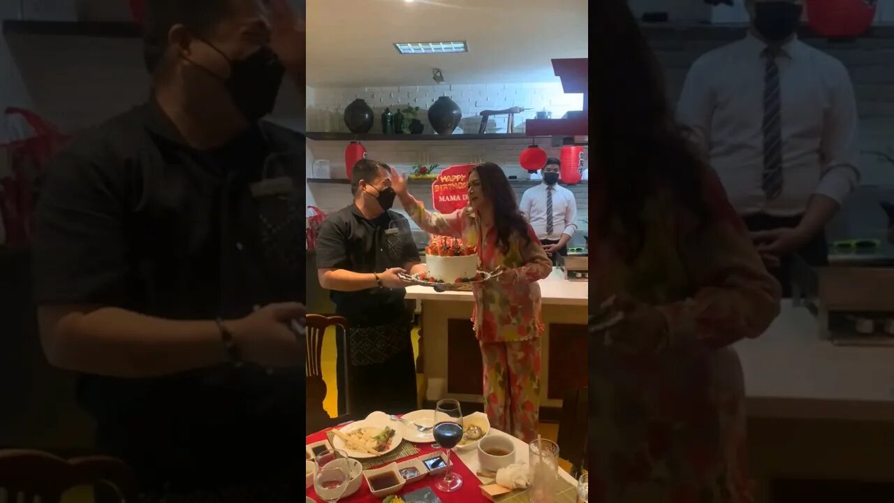 May Class Talaga Si Dina Bonnevie