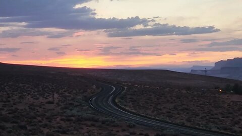 Arizona at sunset | Lake Powell summer evening