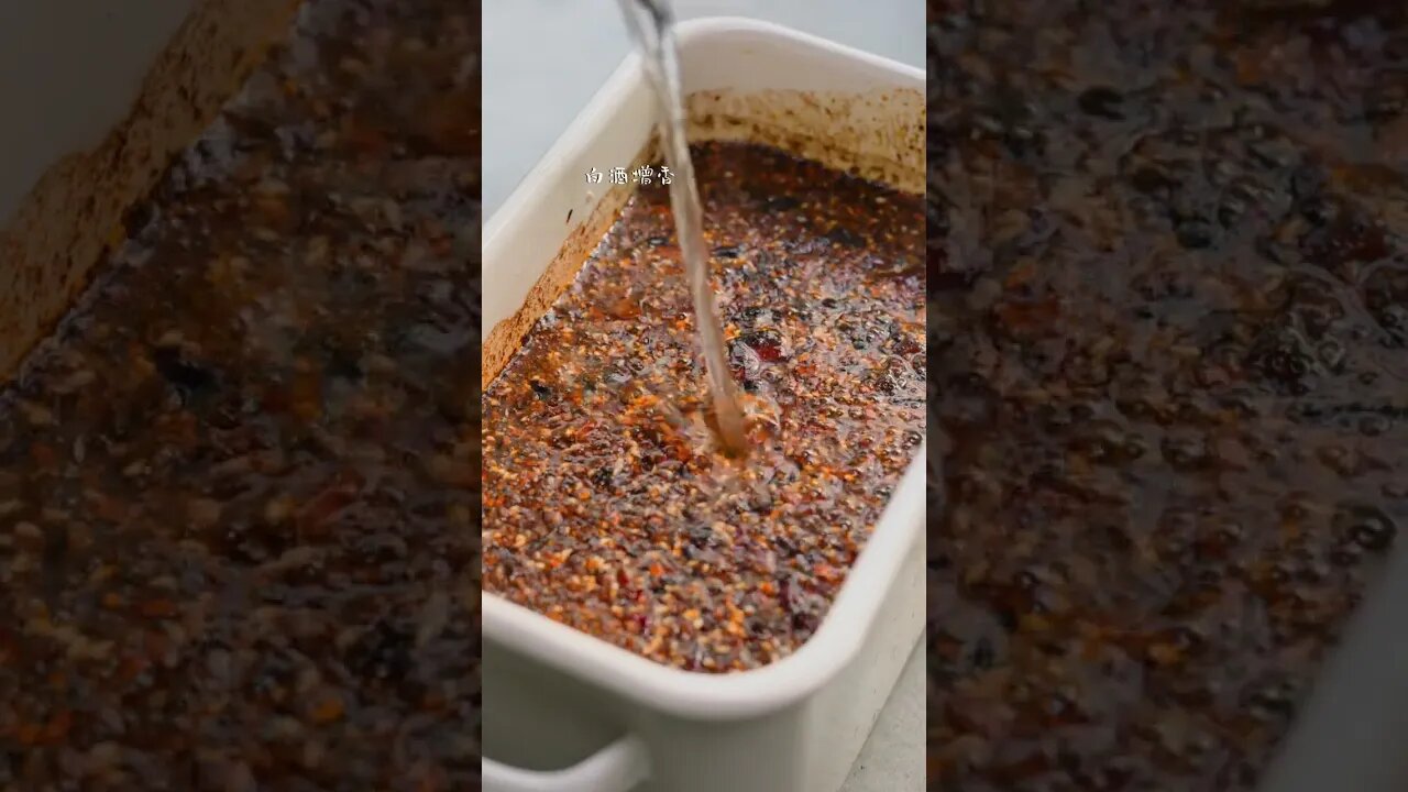Homemade oil at home to splash spicy So I made a small hot pot spicy mix, complete