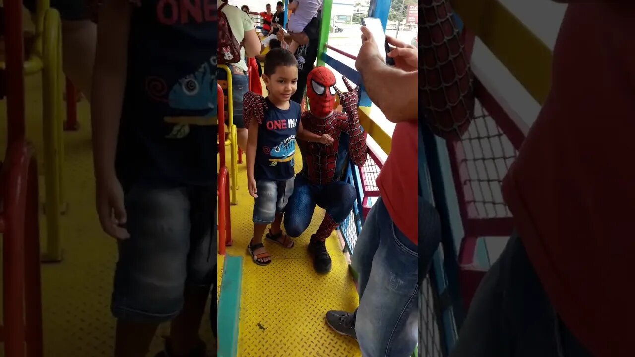 SUPER NINJAS, DANÇANDO FOFÃO, MICKEY MOUSE E HOMEM-ARANHA NA CARRETA DA ALEGRIA TRIPLO X, LIKE 197