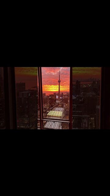 Sunset in Toronto over the CN Tower...
