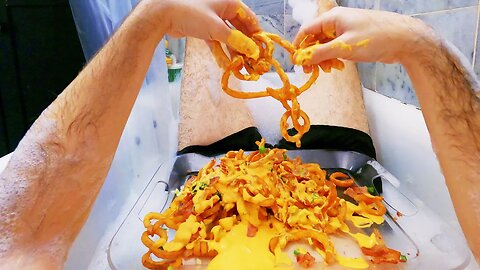 CHEESE SAUCE BACON CURLY FRIES IN A BUBBLE BATH * ASMR NO TALKING * NOMNOMSAMMIEBOY