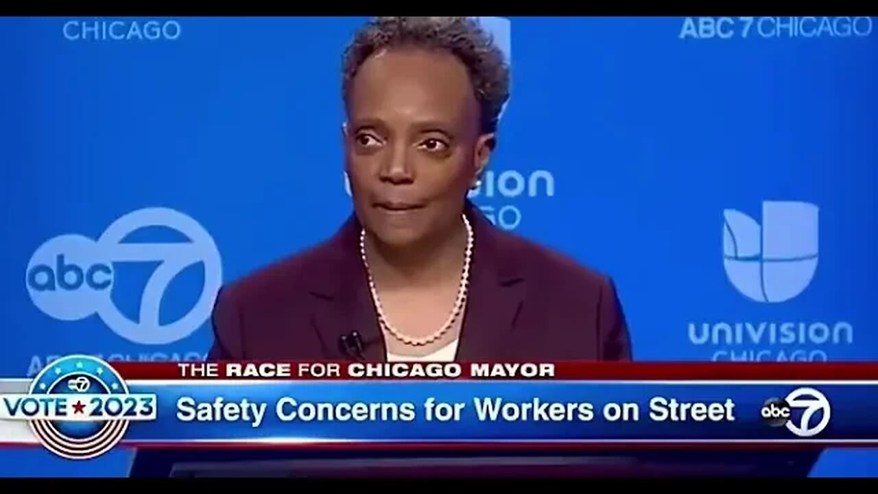 Lightfoot ""street vendors should stop using cash as a way to quell Chicago crime" 🤦‍♂️