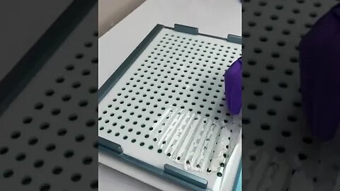 This is how the process of making tablets in capsules looks like.