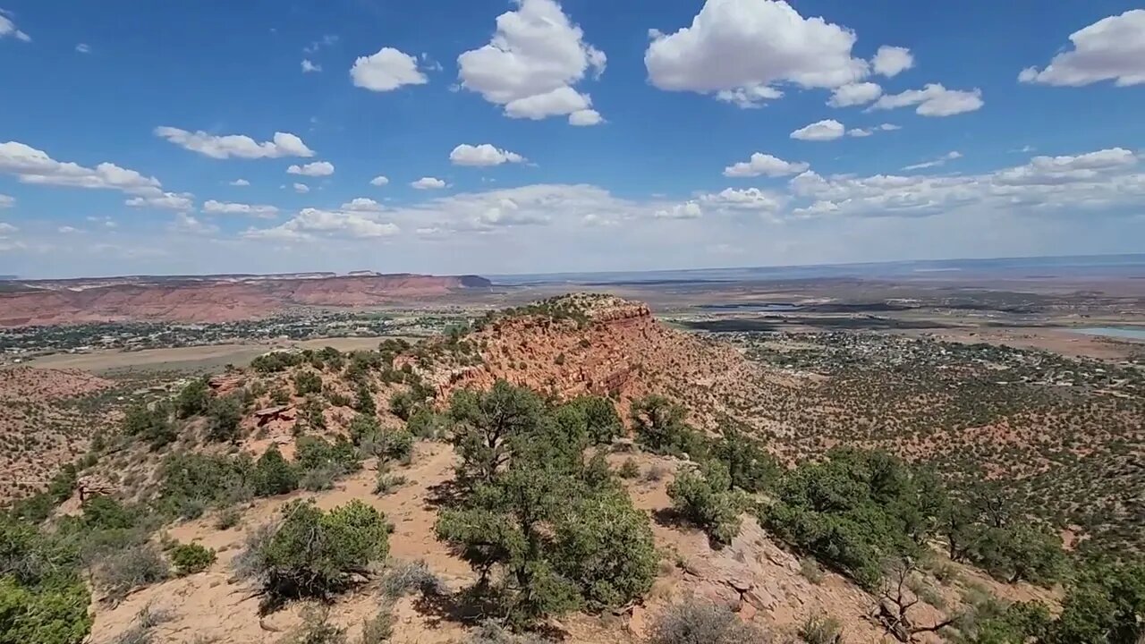 Hiking the Bunting Trail in Utah