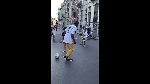 kid playing football ⚽