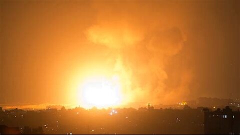 Hezbollah Fireworks 🎇 Displays Get Closer And Closer To Max’s Deli In Tel Aviv