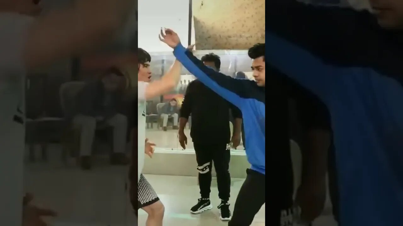 Afghan Bruce Lee training