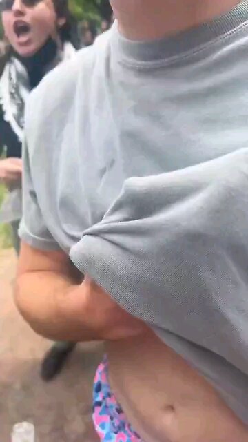 Based Frat boys protect Old Glory from radical far left protestors.