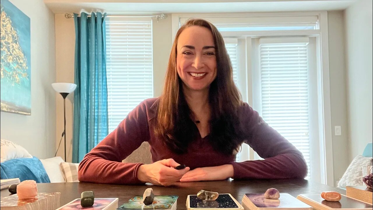 ♒️ Aquarius - it’s your decision! #tarot #tarotreading #aquarius #february #fullmoon