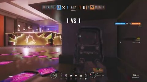 Rainbow 6: My team gets killed so I clutch a 1v5 (ACE)