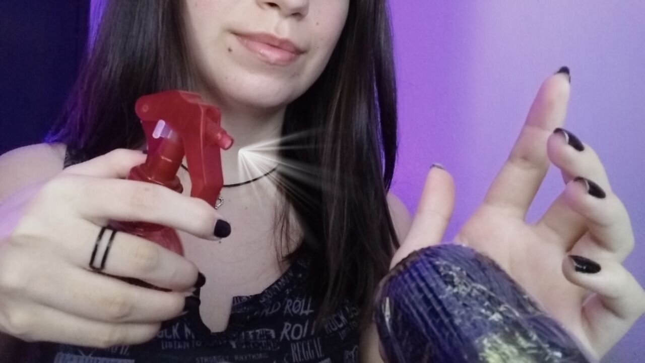 ASMR - Chuvinha no microfone para relaxar (spray) 🌧️