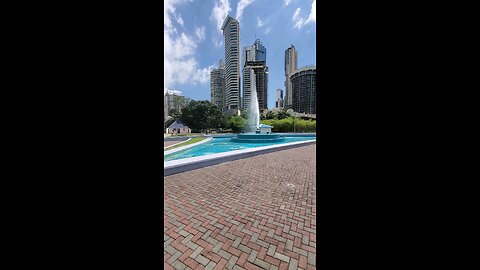 Out chillin by the fountain ⛲️ Panama city Panama 🇵🇦