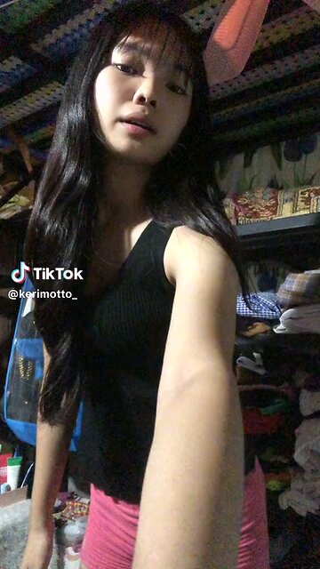 "Adorable Filipina Dances with Joy | Heartwarming Performance