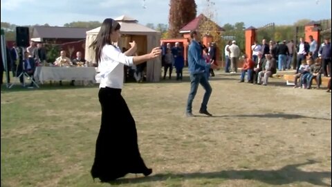 Чеченский Ловзар. Село Бено, юрт.