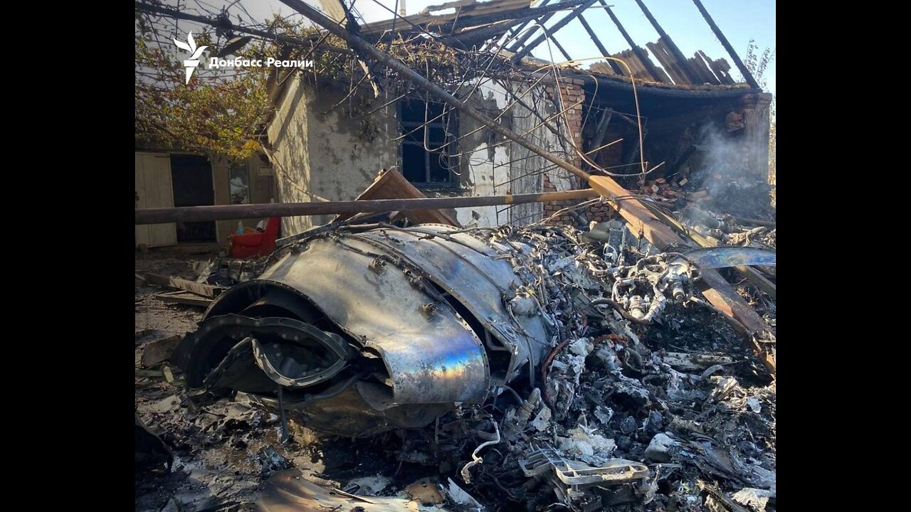 🔥👀 "Donbas Realii" shows the remains of the downed Russian drone "Okhotnik" in Kostyantynivka!