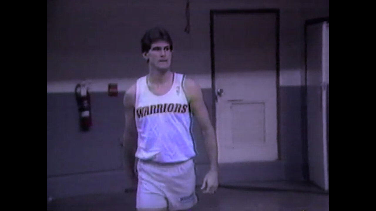 December 16, 1988 - Steve Alford Signs with the Golden State Warriors