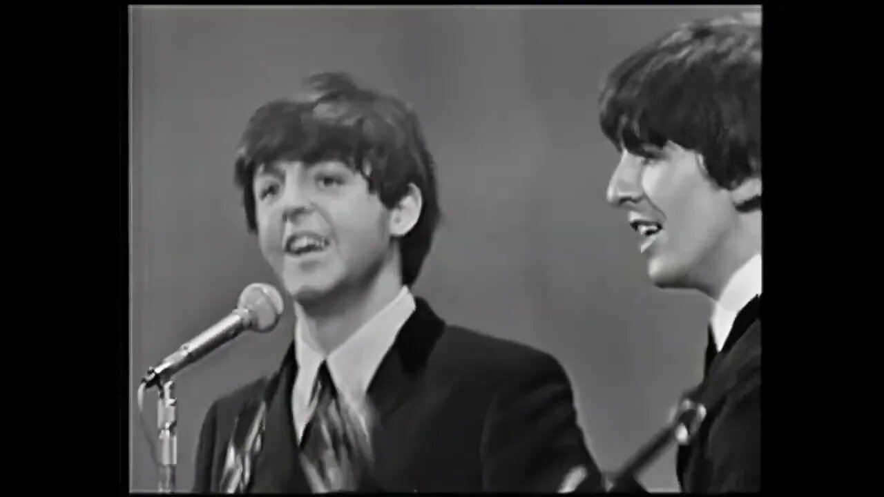 The Beatles - Twist And Shout (Live!) [Liverpool Empire Theater, edit]