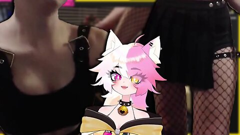 Amedoll Shows Off Her Outfit on Cam