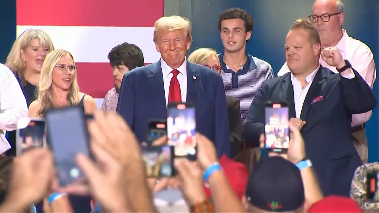 Donald Trump holds town hall in Fayetteville, NC - October 4, 2024