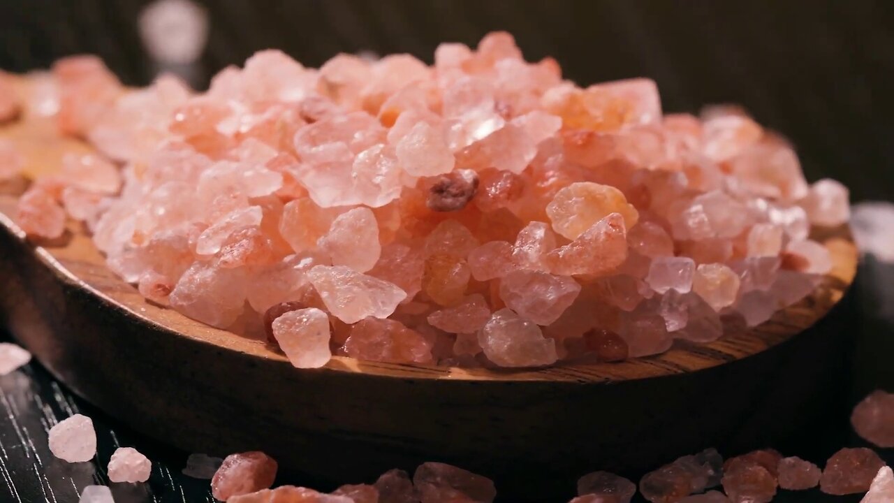 What You Need To Know About Himalayan Salt