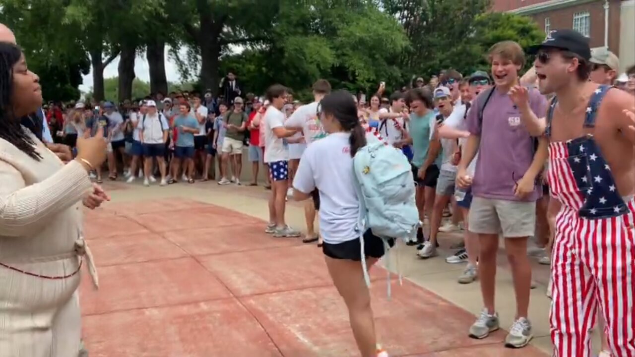 Ole Miss Student Mock Black Palestine Protester With Monkey Noises