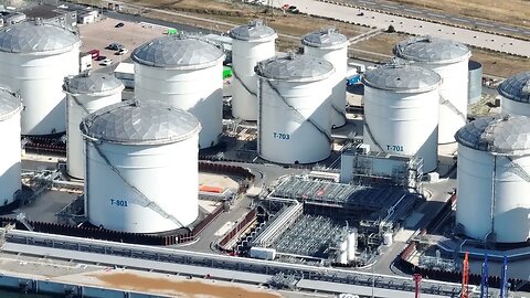 petroleum oil storage silos refinery industrial oil tank container top down aerial SBV 347186704 HD