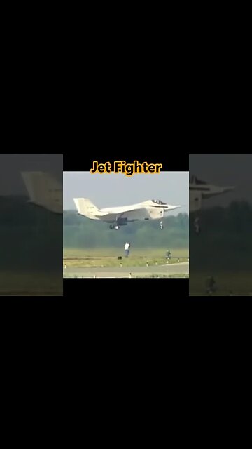 Crazy Boeing X-32 Fighterjet Hovers Like a Bee