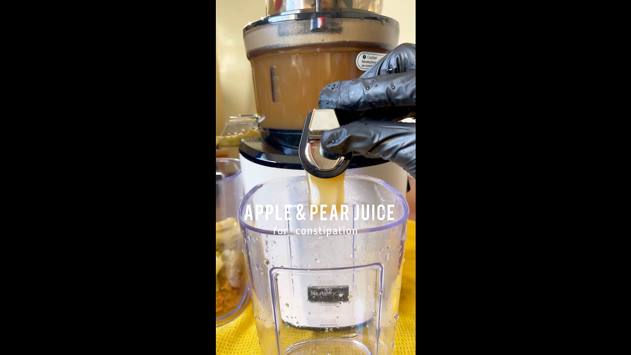 Pear and apple juice for constipation #rumble #juicing #juice