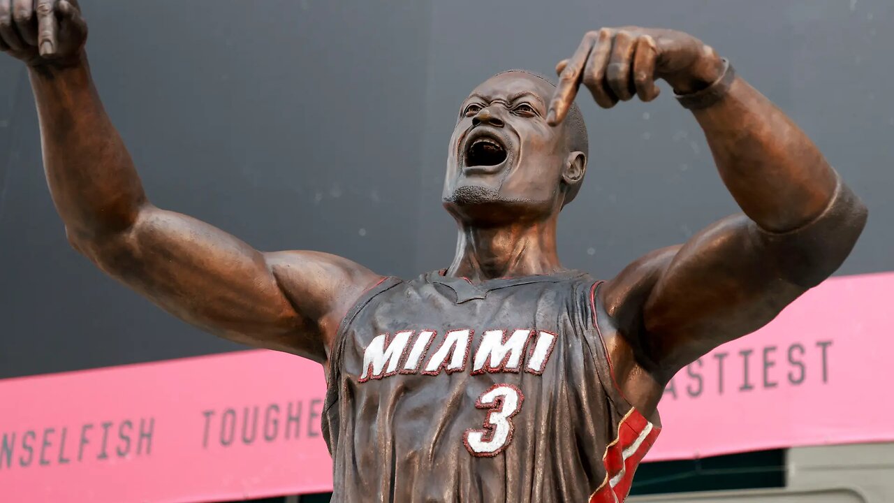 D Wade botched statue