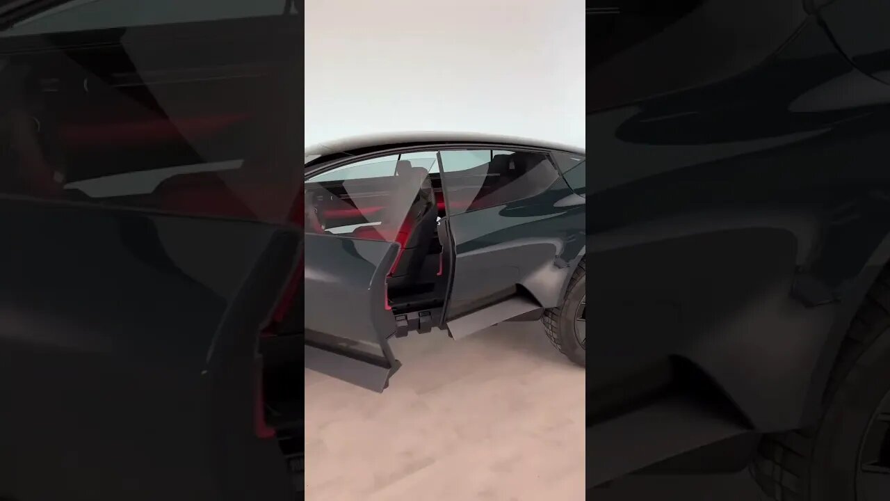 Hey, open up man! #audi